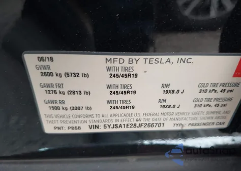 2018 Tesla Model S 100D/75D/P100D z USA, uszkodzony, nr VIN 5YJSA1E28JF266701
